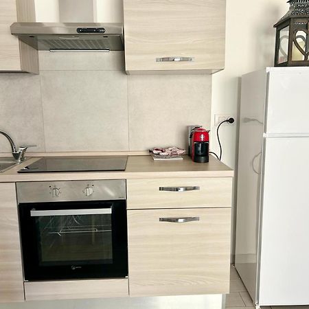 Appartamento Incantevole Con Piscina パラーウ エクステリア 写真